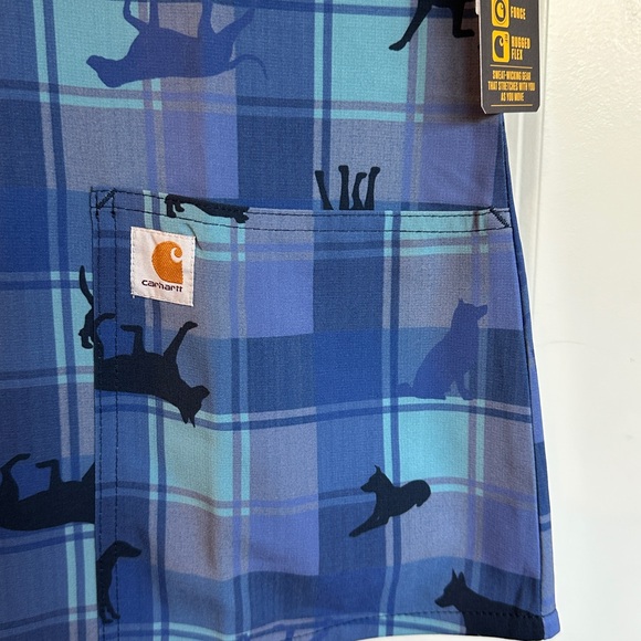Carhartt Modern Fit V-Neck Scrub Top Womens XS with Dog Print Brand NWT! - Picture 6 of 6